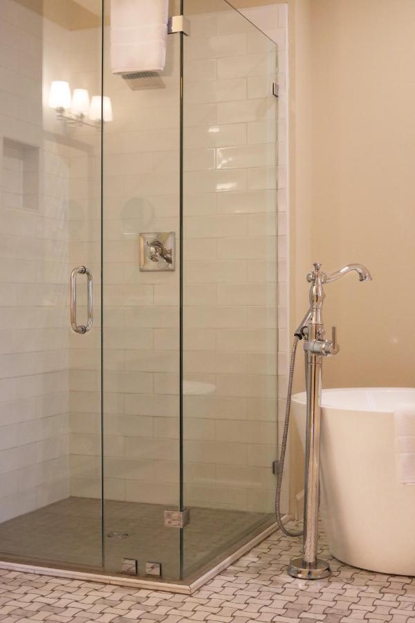 The Greystone Lake Toxaway